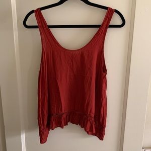 Loose lightweight tank top